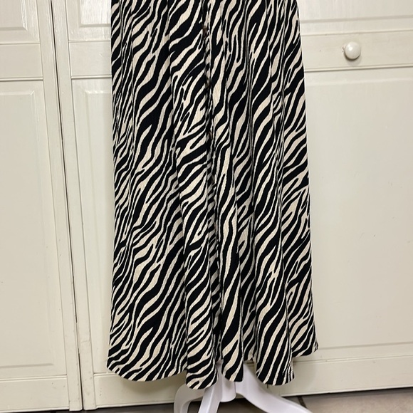 GLO Fashion London Women’s Zebra Print Black and Cream Sundress Sleeveless Sz L - Picture 3 of 10